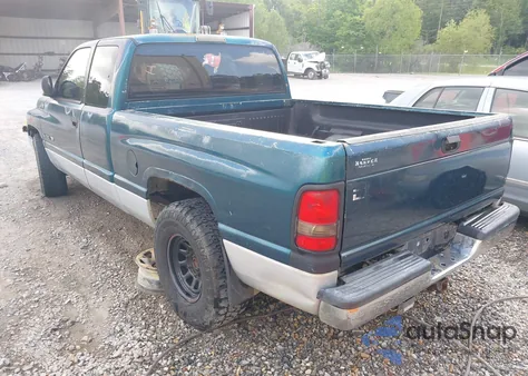 1999 Dodge Ram 1500 St из США, поврежденный, VIN 3B7HC12Y6XG101181
